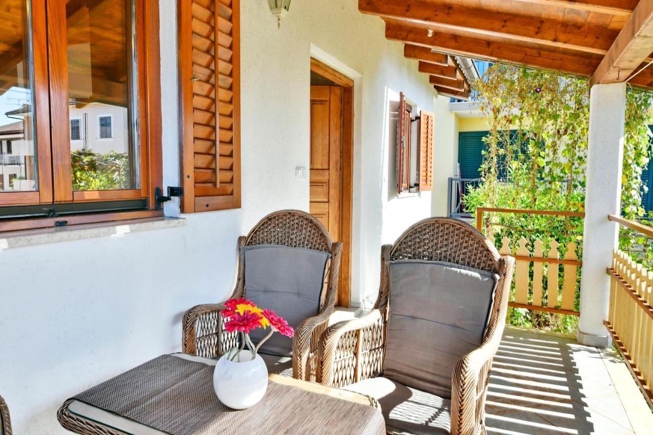Adriatico Bungalow Porec Exterior photo